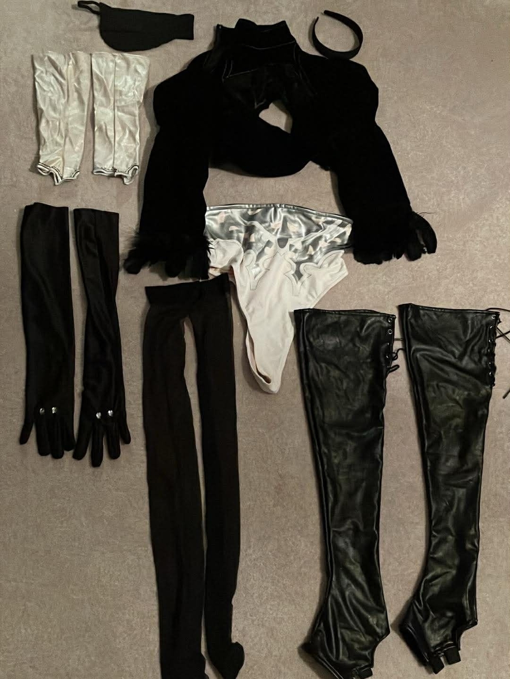 2B Nier Black and White Costume Set - Medium